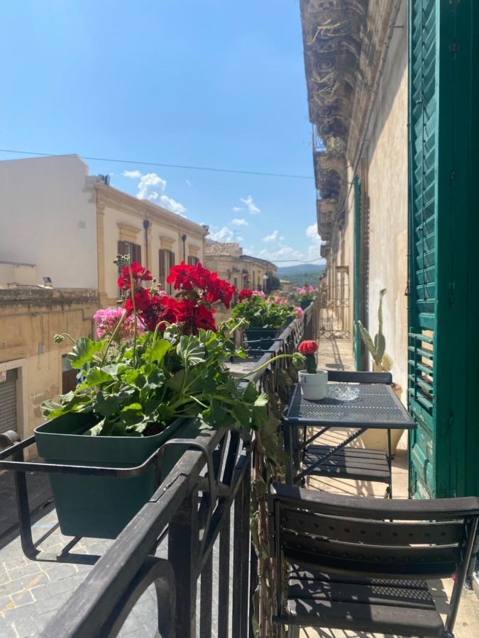 Palazzo Zappata Luxury Room Noto Centro Eksteriør bilde